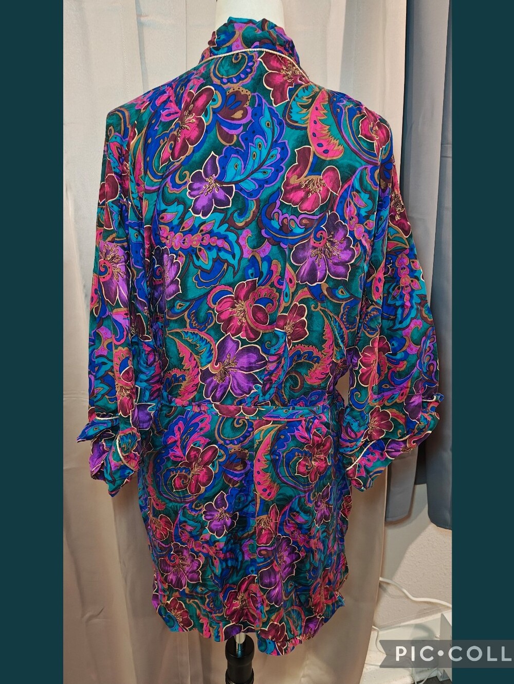 👑 VTG 80s Victoria’s Secret Gold Label Jewel Tone Floral SILK Kimono Robe 👑 - Picture 3 of 6